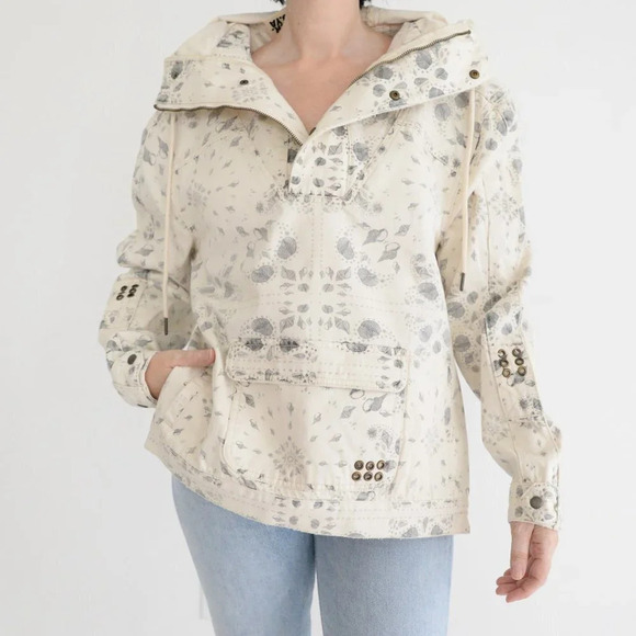 SER.O.YA Braxton Cream Sea Shells Hoodie  Pullover Denim Jacket S NWT - Picture 1 of 13
